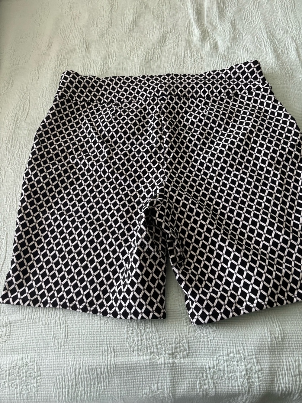 INC International Concepts Black & White Lattice Print Bermuda Shorts - Picture 5 of 5